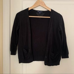 Quarter sleeve little black sweater